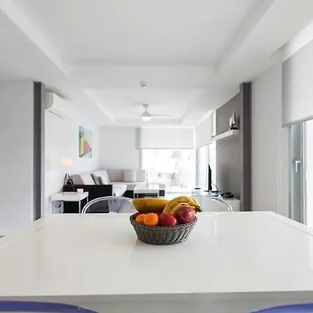 El Yate Апарт-отель 4*