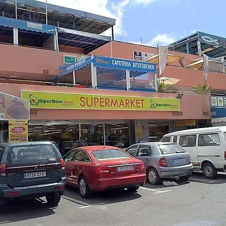 El Yate Aparthotel