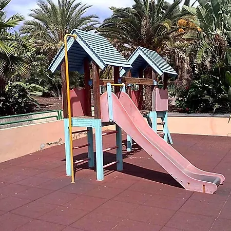 Aparthotel El Yate