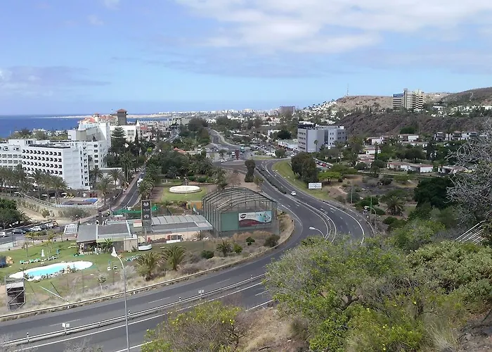 Apartahotel El Yate 4*