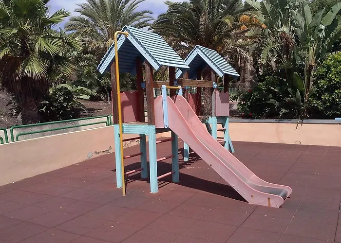 Apartmanhotel El Yate 4*